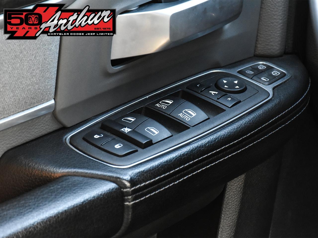 2023 RAM 2500 Big Horn Crew Cab 4x4 Photo