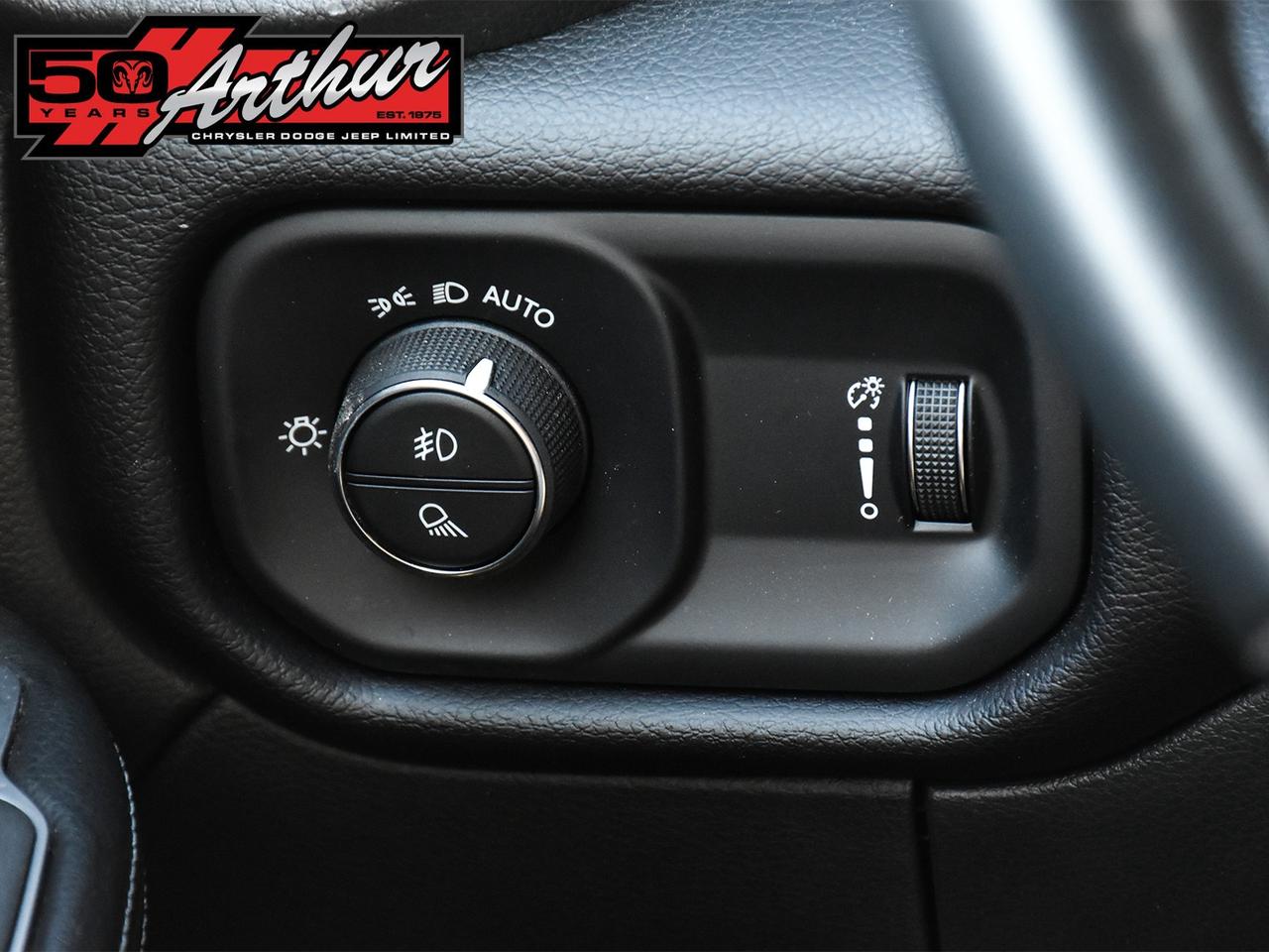 2023 RAM 2500 Big Horn Crew Cab 4x4 Photo