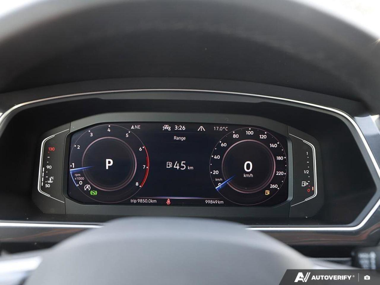 2023 Volkswagen Tiguan Comfortline R-Line Black EditionONE-OWNER, ACCIDEN Photo