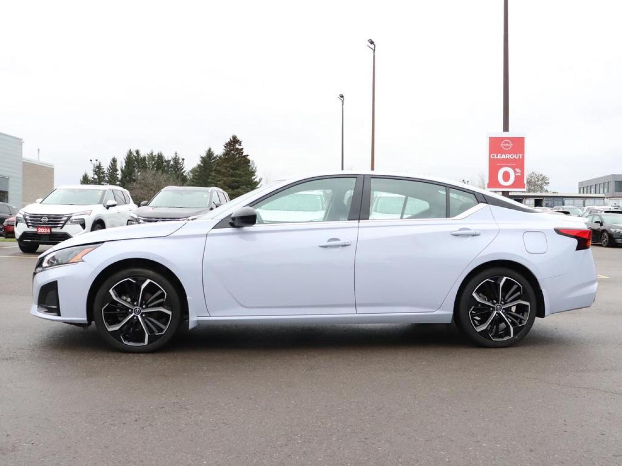 2025 Nissan Altima SR  - Sunroof -  Navigation Photo4