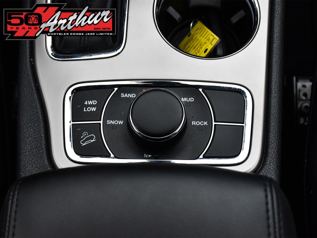 2021 Jeep Grand Cherokee LIMITED 4X4 Photo