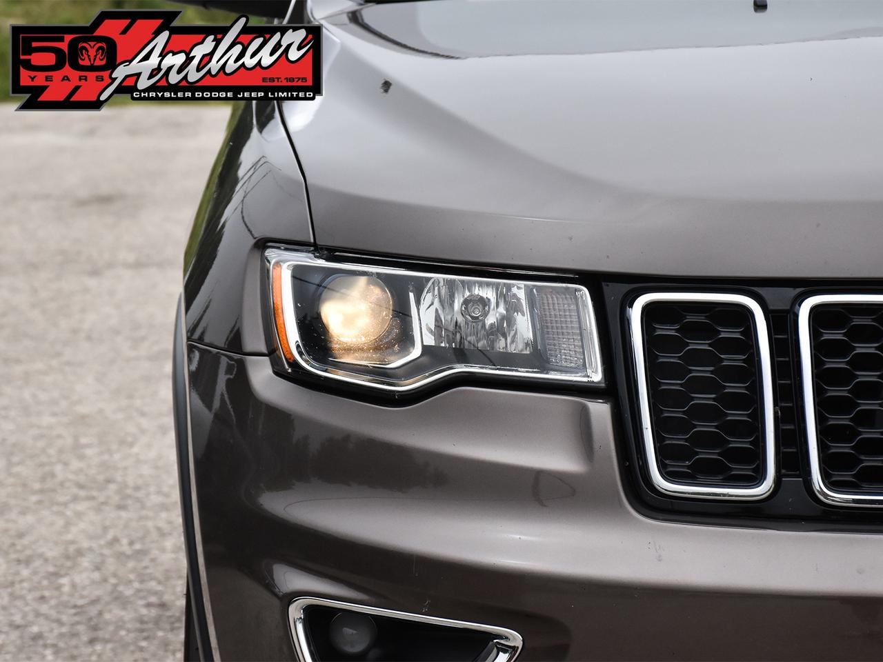 2021 Jeep Grand Cherokee LIMITED 4X4 Photo