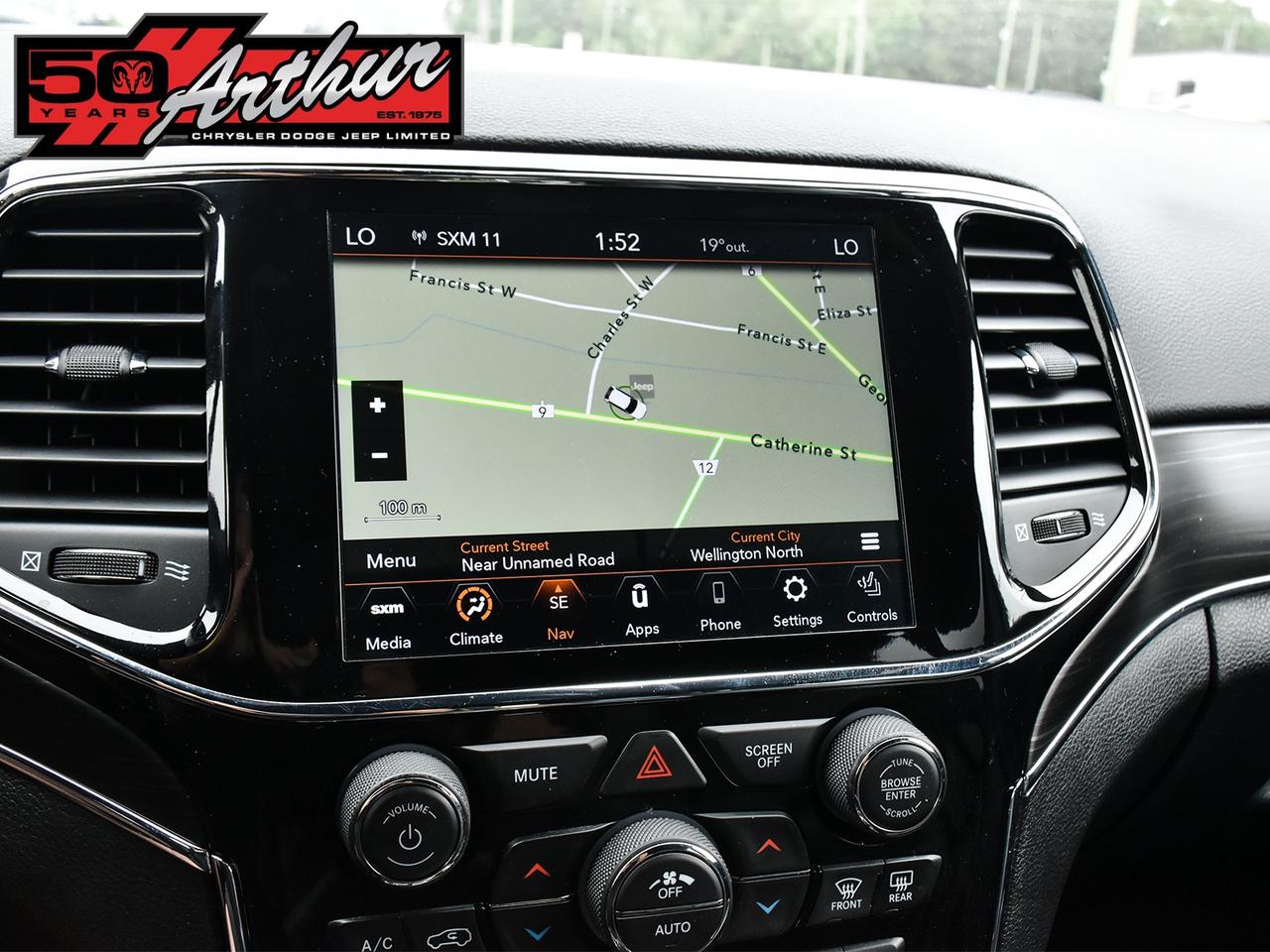 2021 Jeep Grand Cherokee LIMITED 4X4 Photo