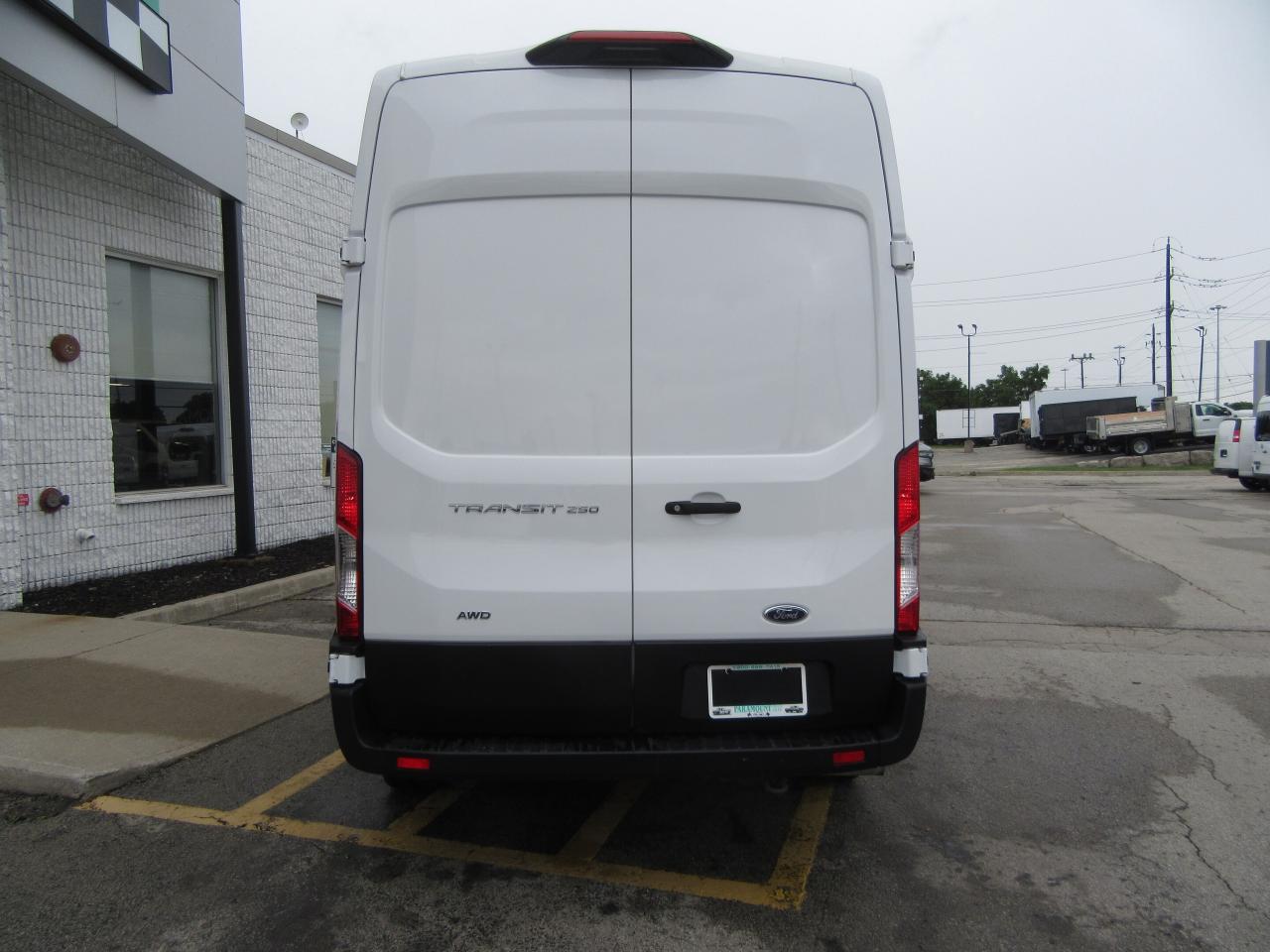 2023 Ford Transit T-250 HIGH ROOF EXT ALL WHEEL DRIVE CARGO Photo4