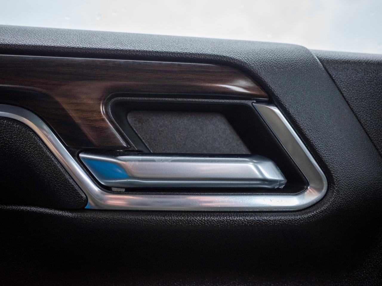 2024 GMC Sierra 1500 SLT -  6.2L V8 Engine Photo