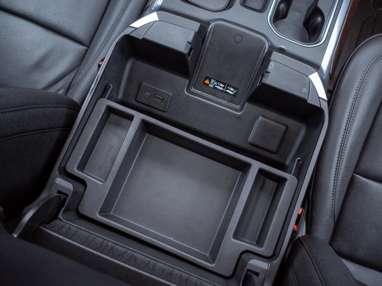 2024 GMC Sierra 1500 SLT -  6.2L V8 Engine Photo