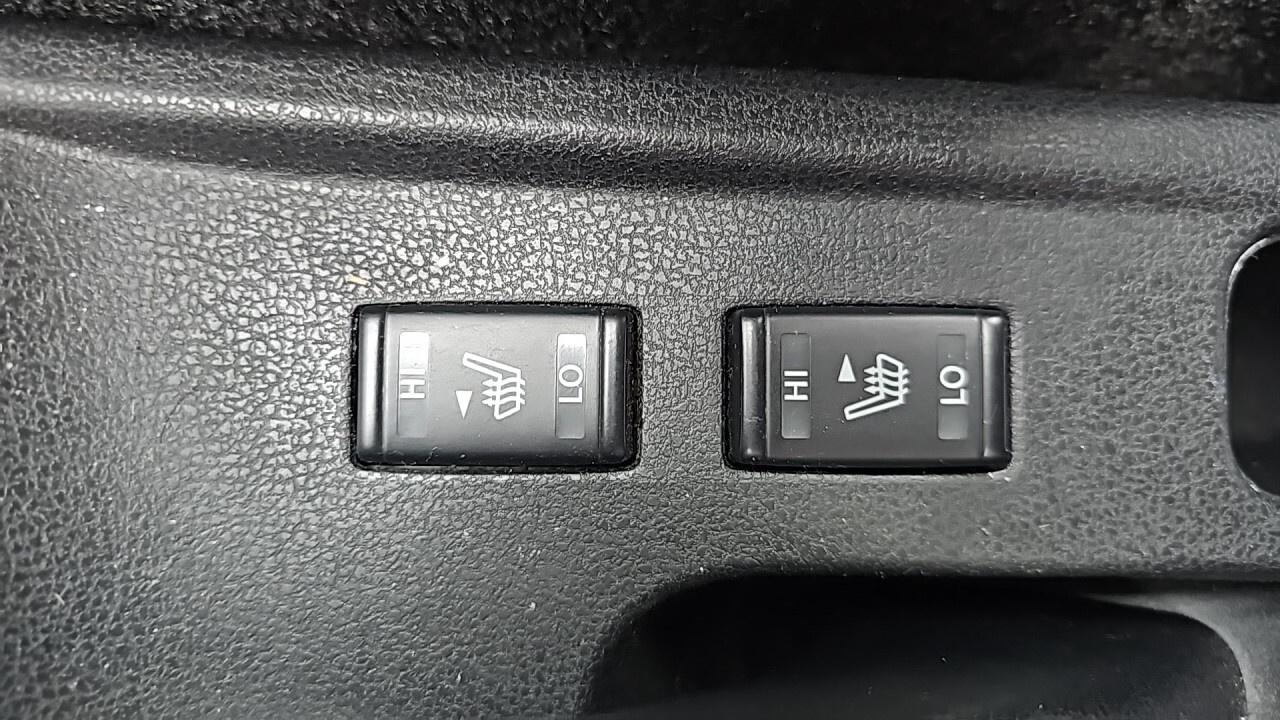 2018 Nissan Versa Note 4dr Hatchback Auto/Heated Seats/Rear View Camera/B Photo