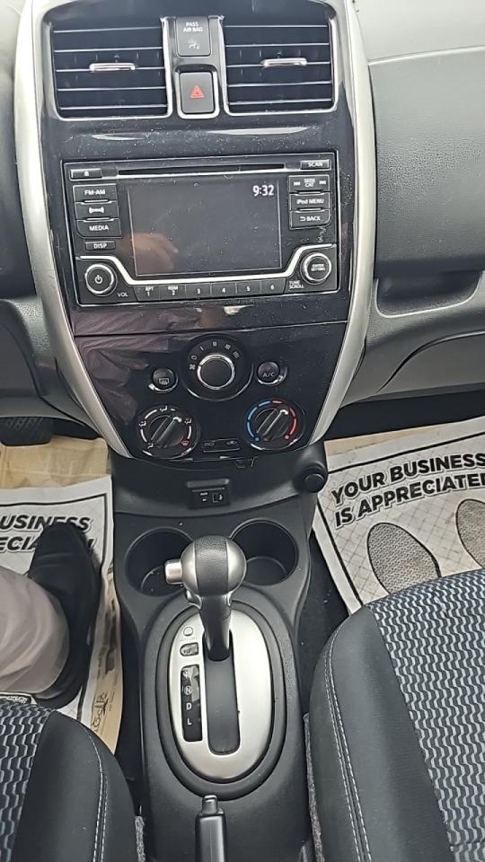 2018 Nissan Versa Note 4dr Hatchback Auto/Heated Seats/Rear View Camera/B Photo