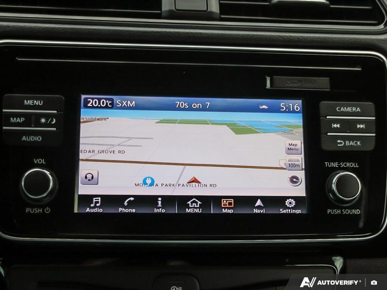 2018 Nissan Leaf Sv HatchELECTRIC, CARPLAY, BACKUP CAM, TWO SETS OF Photo