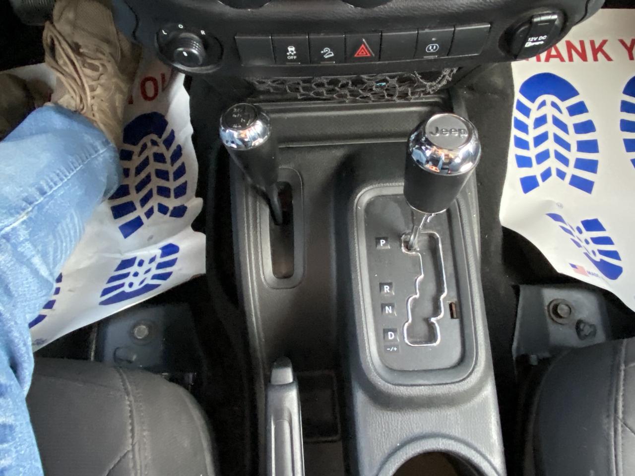 2017 Jeep WRANGLER UNLIMITED 4WD 4dr Big Bear -Ltd Avail- Photo