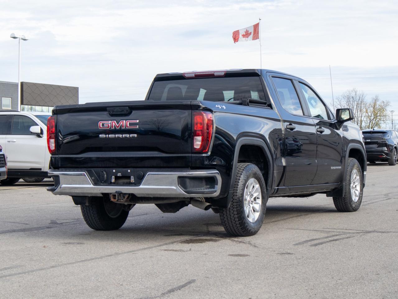 2022 GMC Sierra 1500 Pro - Tow Hooks 310 Horsepower Photo