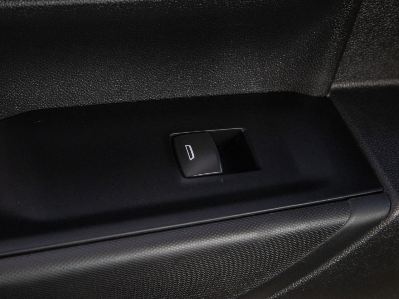 2022 GMC Sierra 1500 Pro - Tow Hooks 310 Horsepower Photo