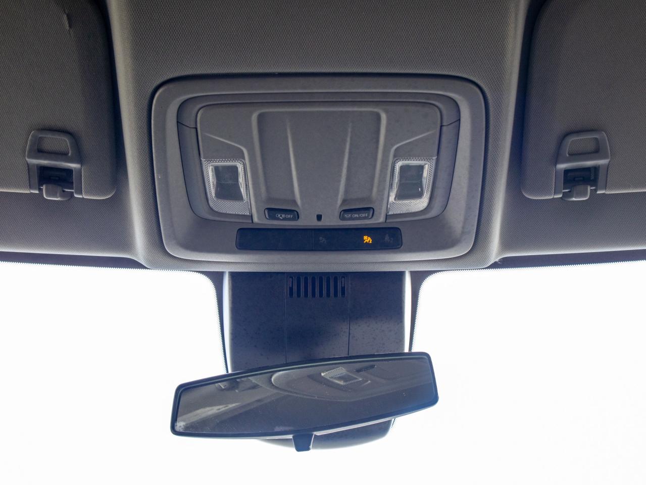 2022 GMC Sierra 1500 Pro - Tow Hooks 310 Horsepower Photo