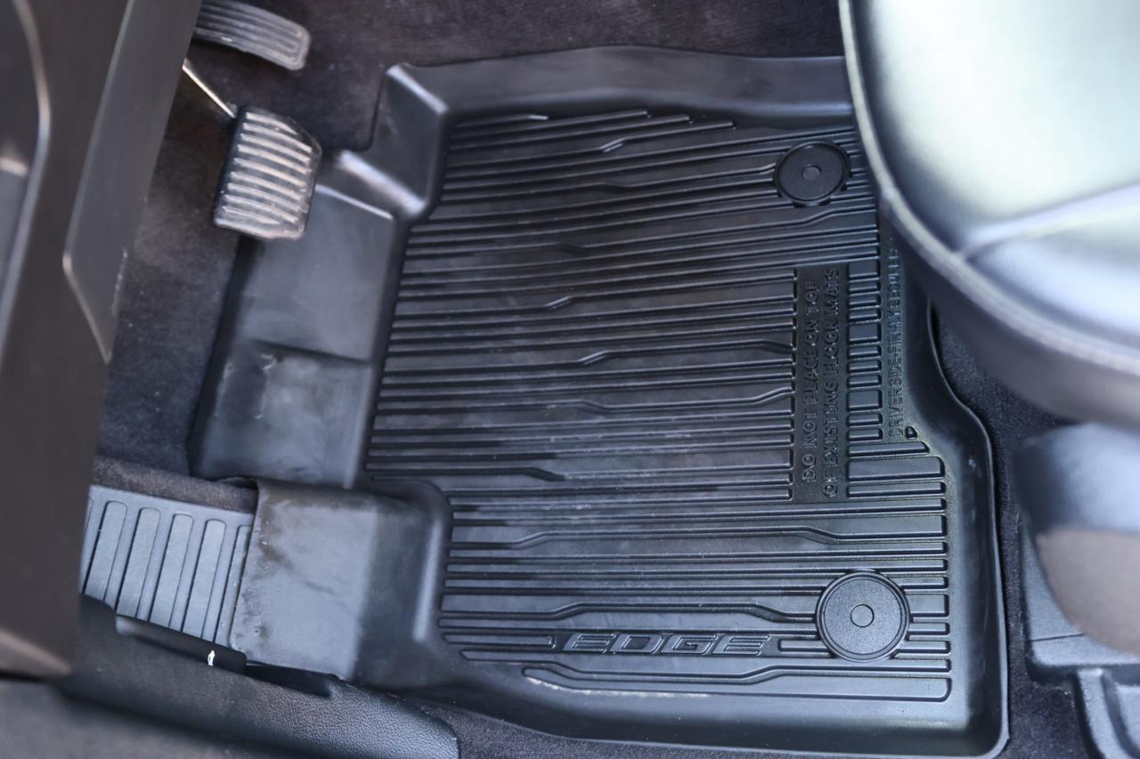 2019 Ford Edge SEL-AWD/NAV/LEATHER/B CAM/BLIS/LANE ASSIST/KEYLESS Photo