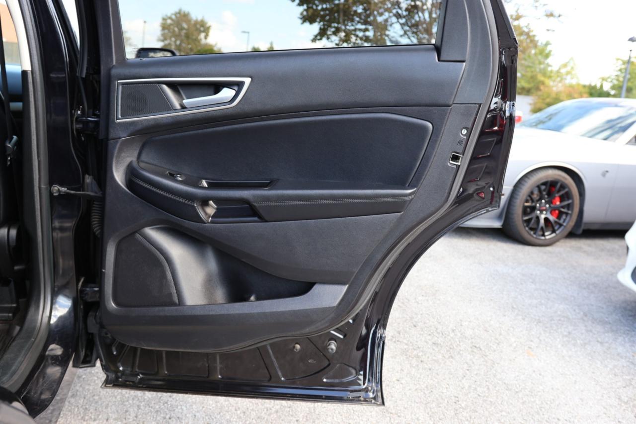 2019 Ford Edge SEL-AWD/NAV/LEATHER/B CAM/BLIS/LANE ASSIST/KEYLESS Photo