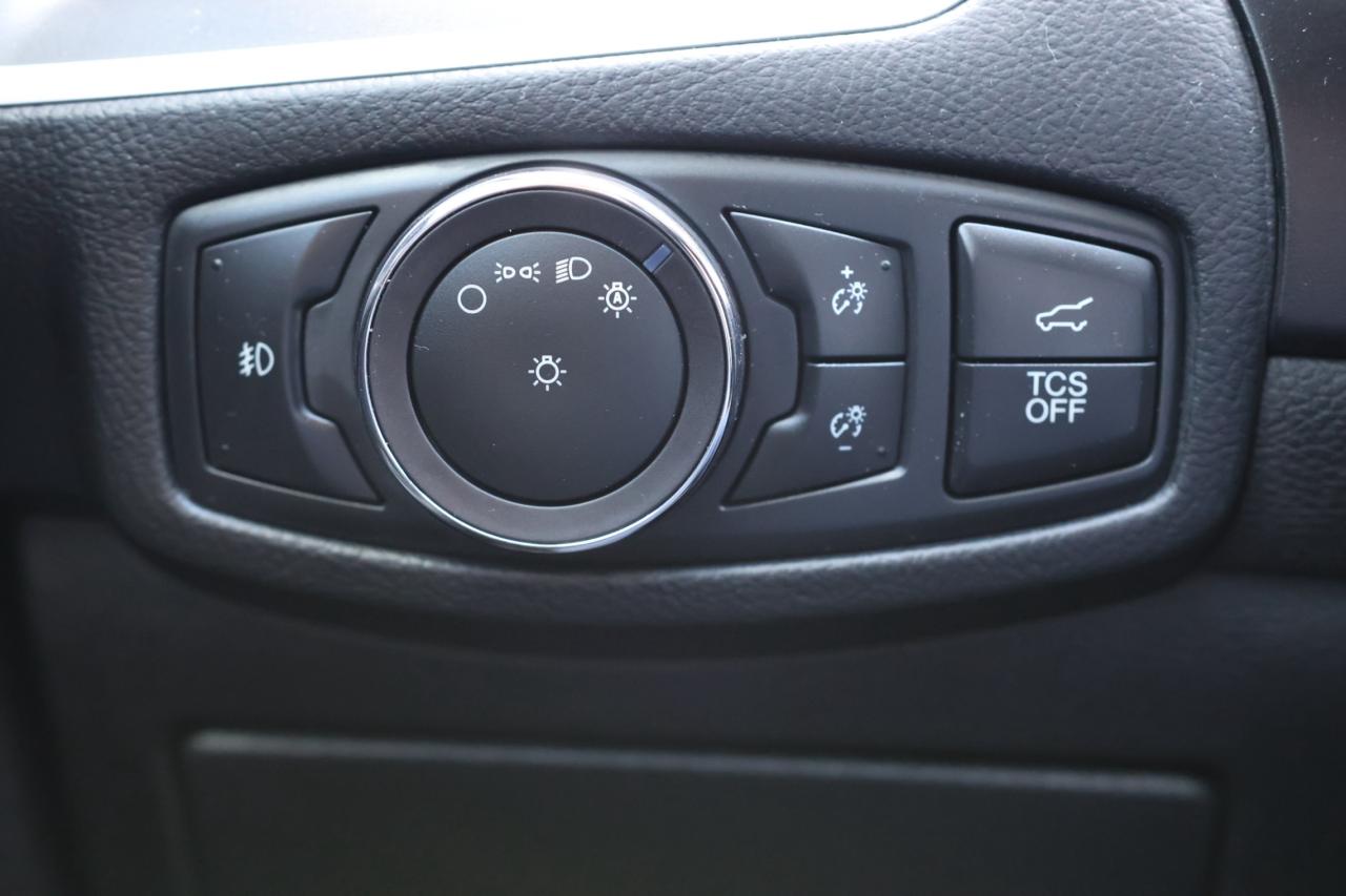 2019 Ford Edge SEL-AWD/NAV/LEATHER/B CAM/BLIS/LANE ASSIST/KEYLESS Photo