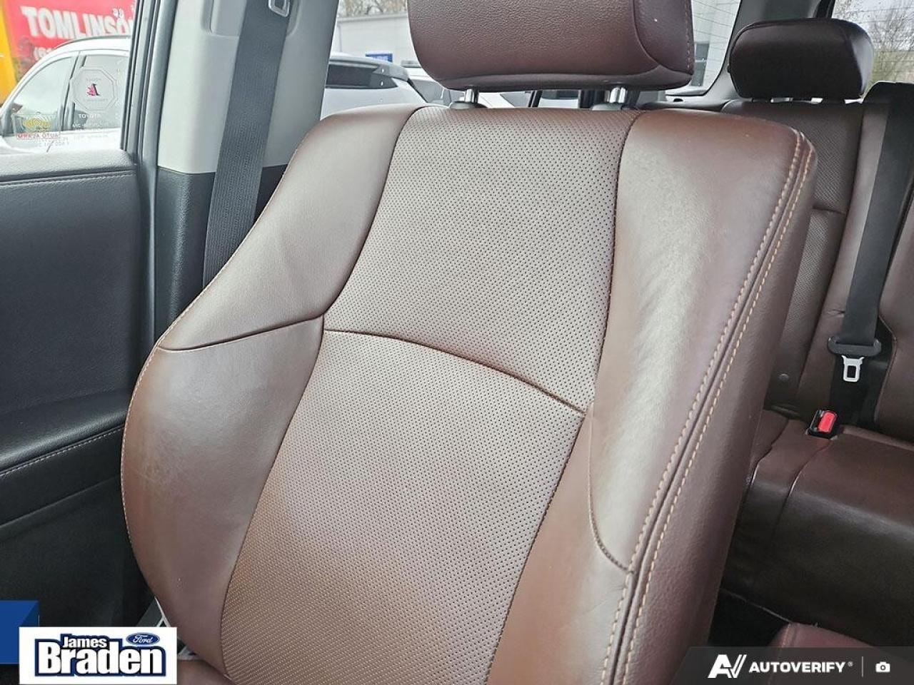 2017 Toyota 4Runner SR5   LEATHER   MOONROOF   TOW PKG Photo