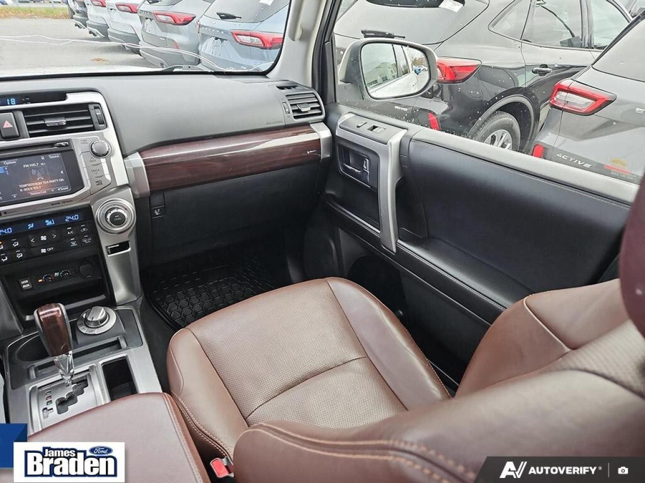 2017 Toyota 4Runner SR5   LEATHER   MOONROOF   TOW PKG Photo