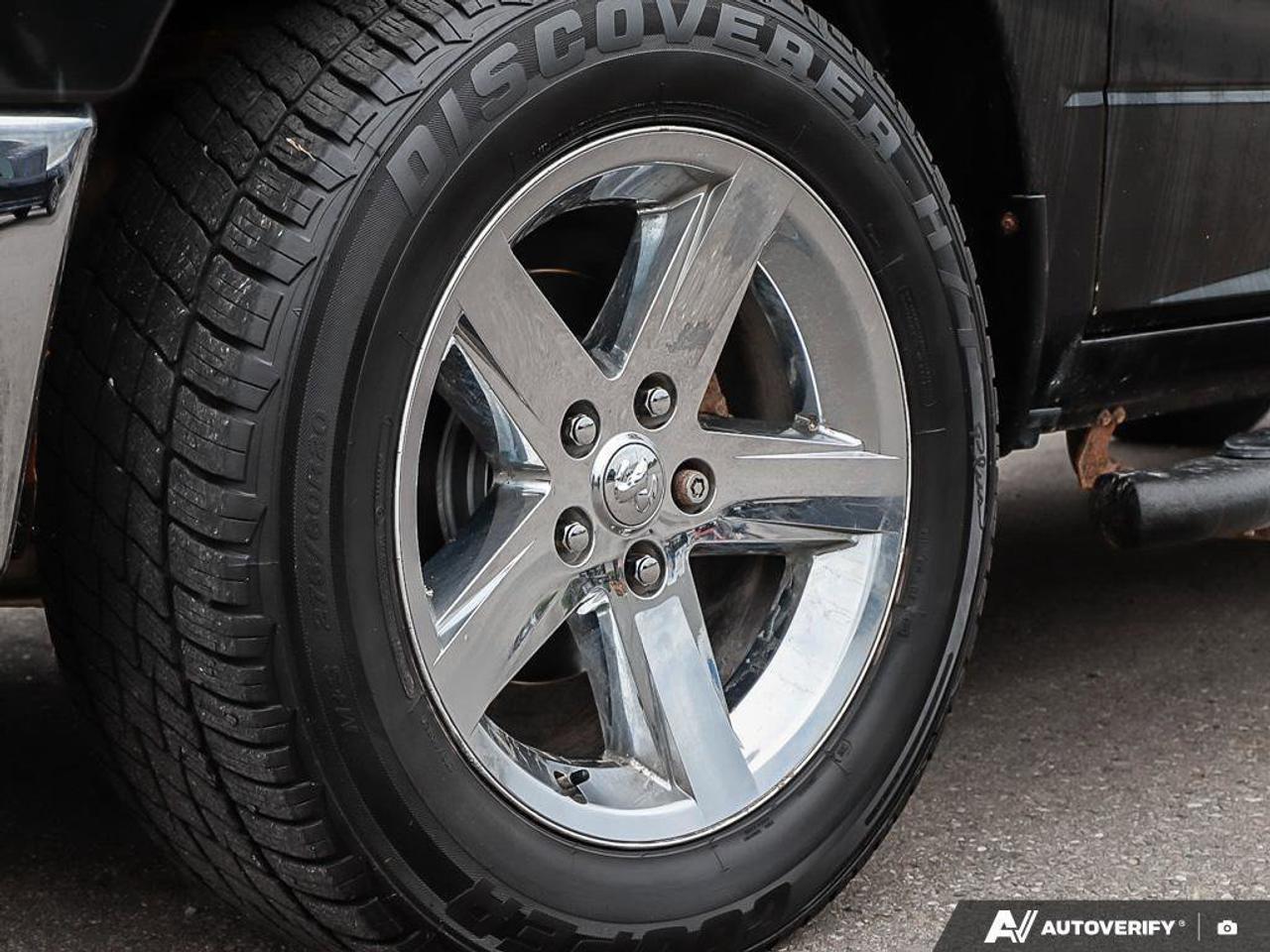 2019 RAM 1500 Classic TradesmanSXT PLUS, QUAD, 4X4, HEMI, CHROME PKG, RE Photo