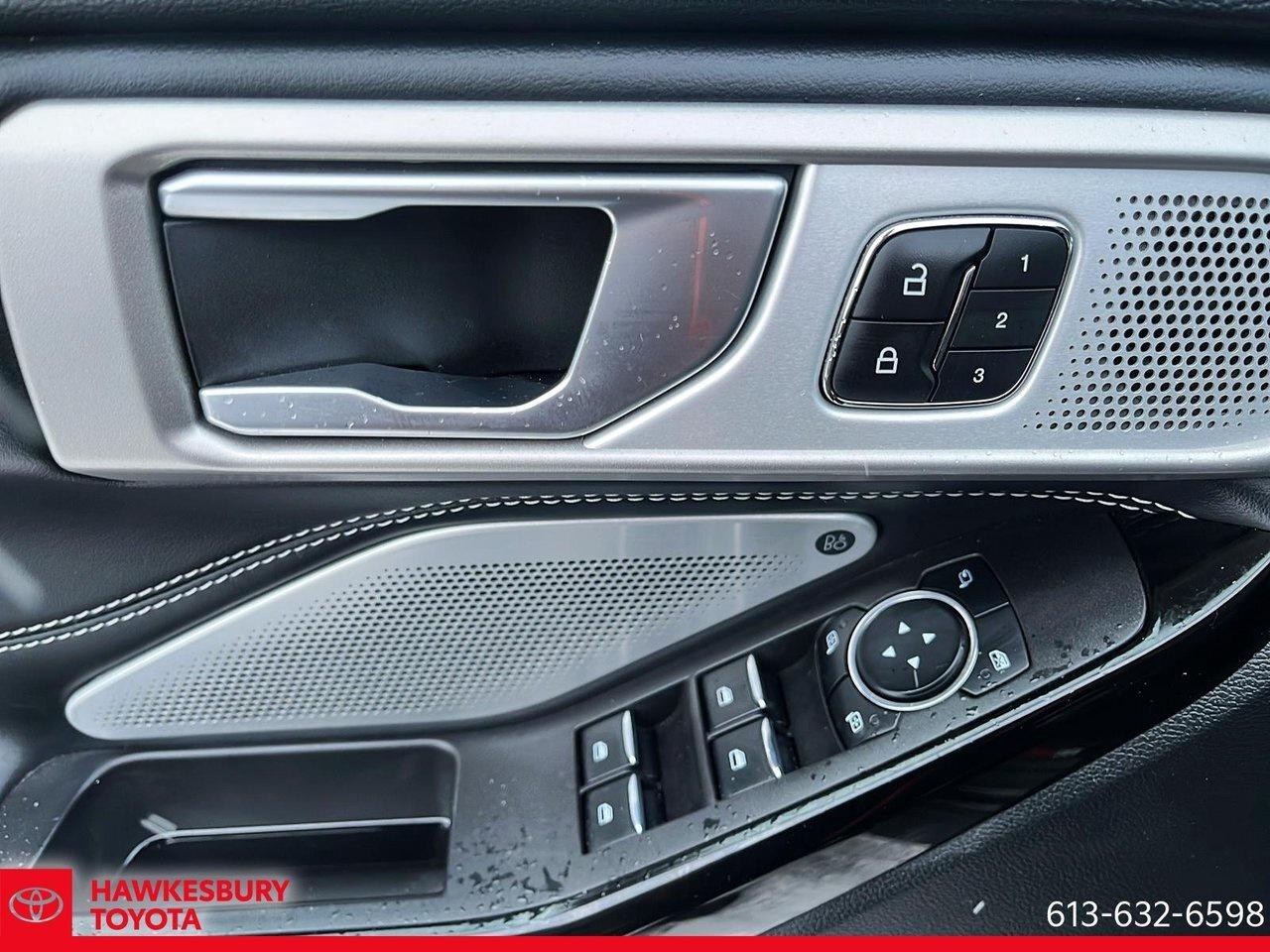 2023 Ford Explorer ST 2023 Ford Explorer ST / Ford Explorer ST 2023 Photo