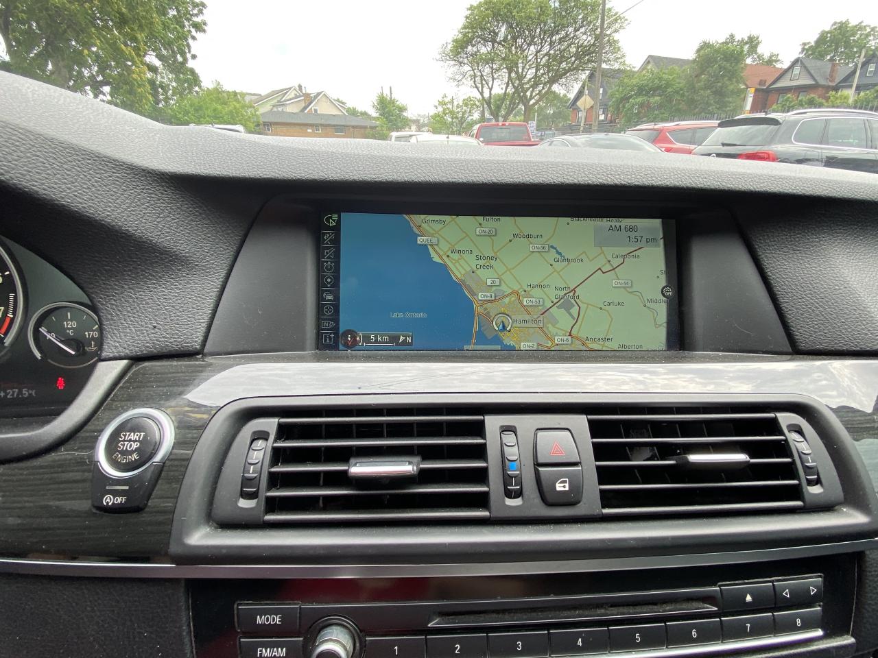 2013 BMW 5 Series 4dr Sdn 528i xDrive AWD Photo