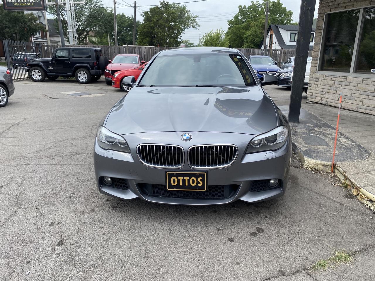 2013 BMW 5 Series 4dr Sdn 528i xDrive AWD Photo