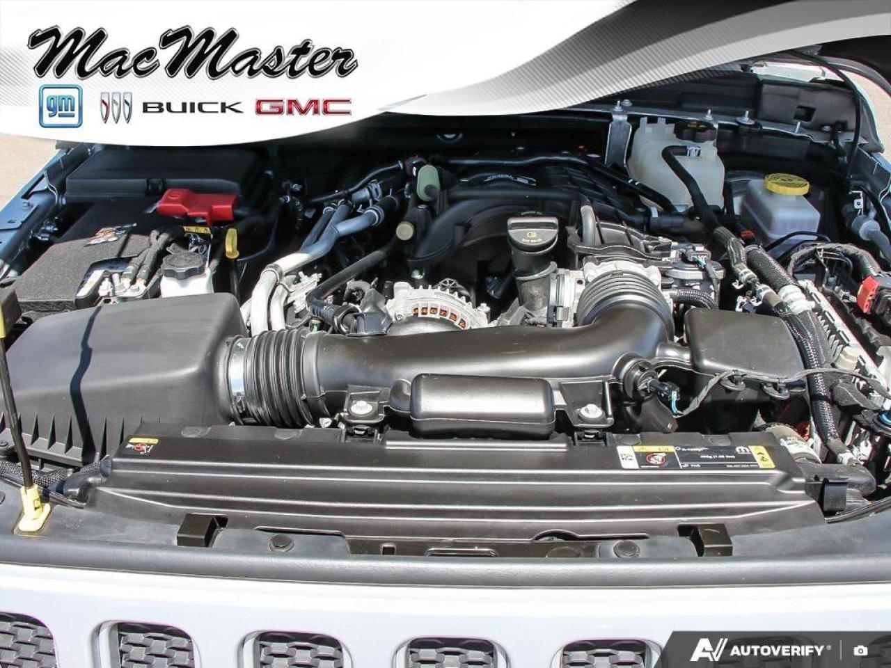 2023 Jeep Wrangler SaharaSAHARA, V6, 4X4, NAV, HEATED CLOTH, DUAL TOP Photo