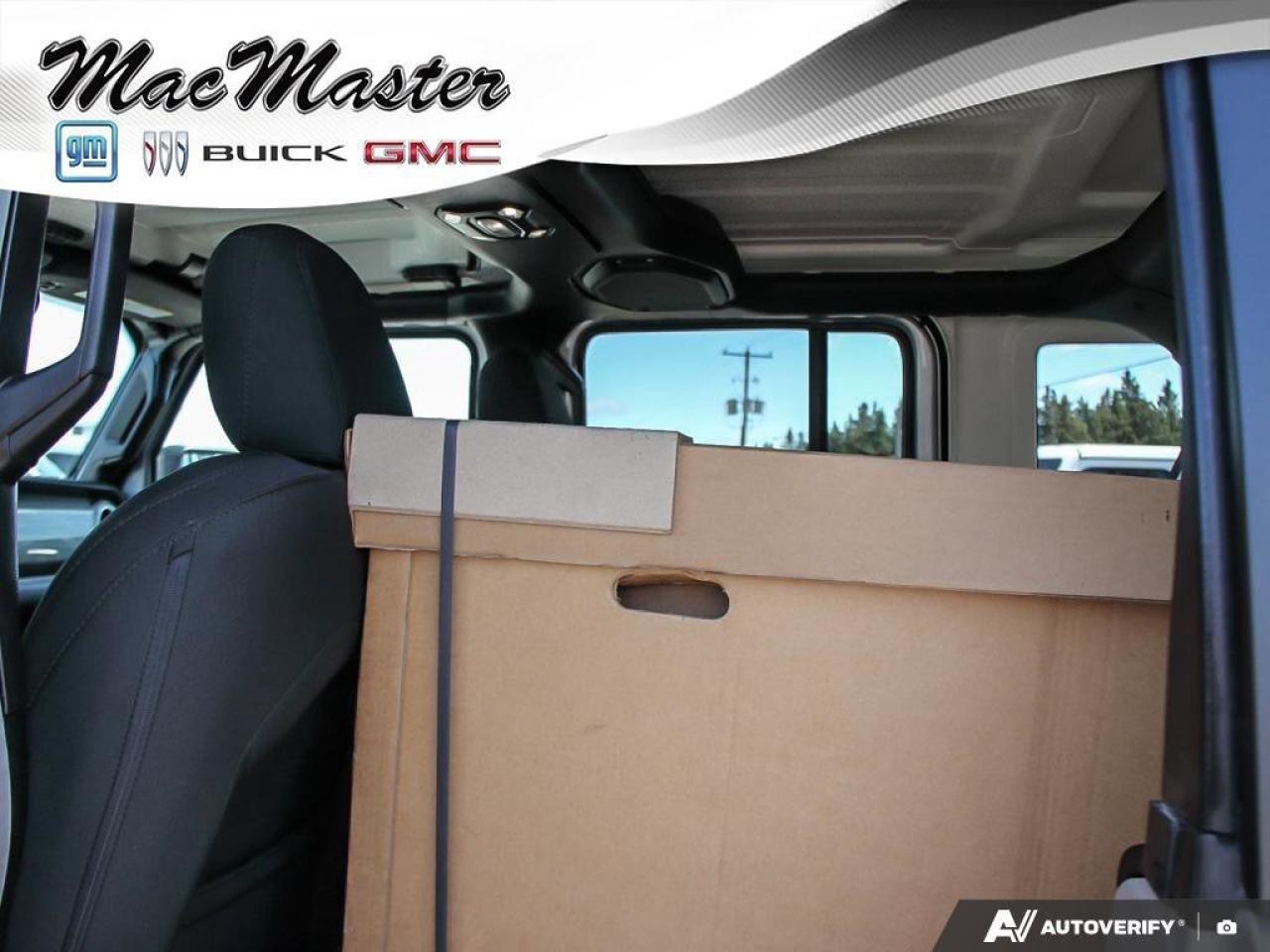 2023 Jeep Wrangler SaharaSAHARA, V6, 4X4, NAV, HEATED CLOTH, DUAL TOP Photo