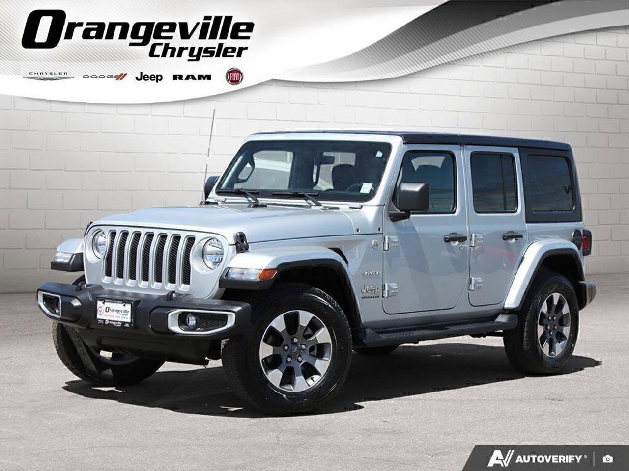 2023 Jeep Wrangler SaharaSAHARA, V6, 4X4, NAV, HEATED CLOTH, DUAL TOP Photo