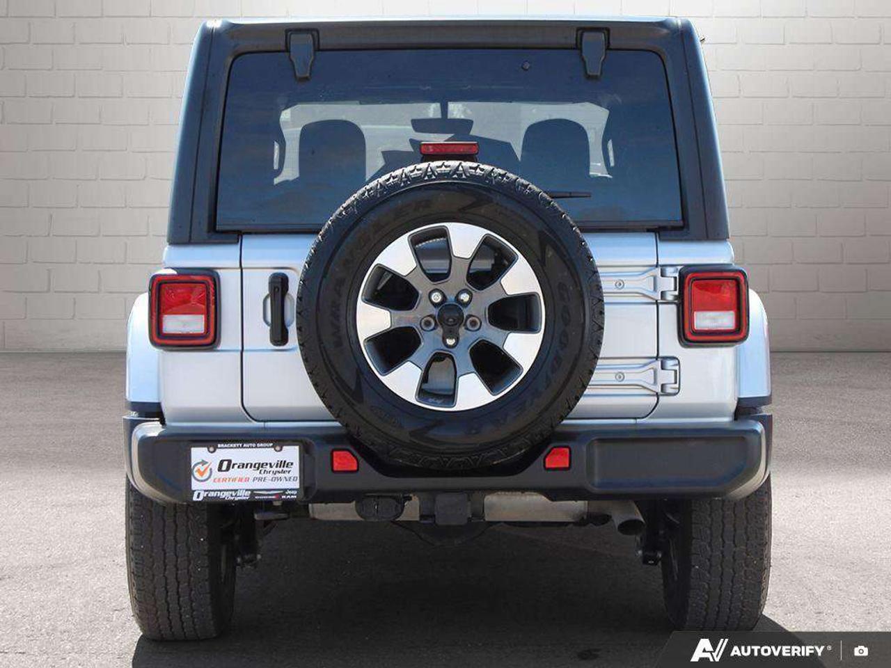 2023 Jeep Wrangler 4x4, One Owner, Certified, Trailer Tow Package! Photo4