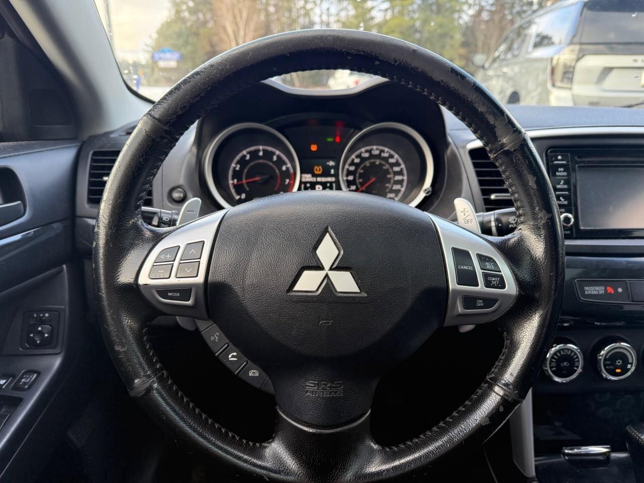 2017 Mitsubishi Lancer ES   SLICK AND SHARP Photo