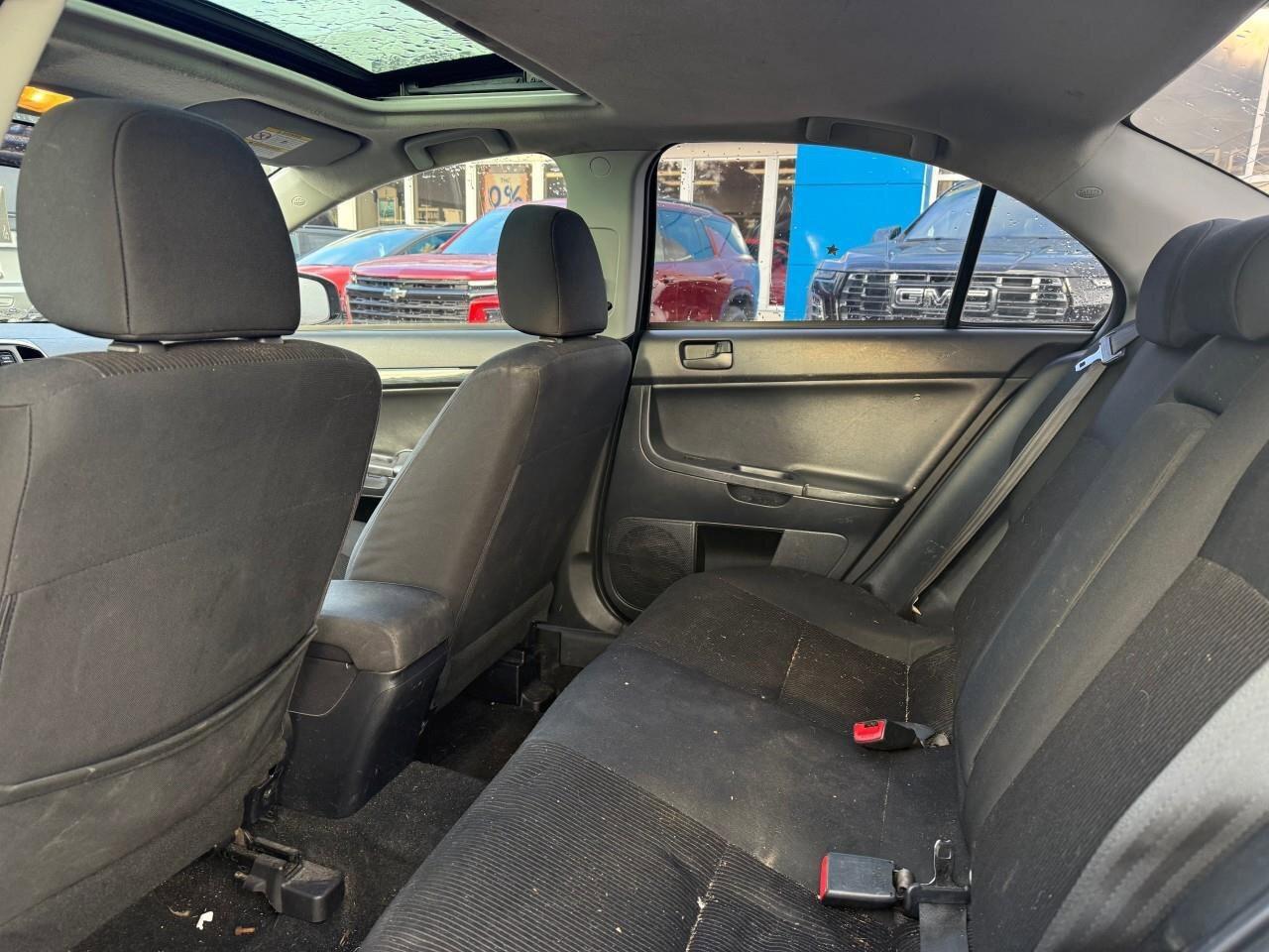 2017 Mitsubishi Lancer ES   SLICK AND SHARP Photo