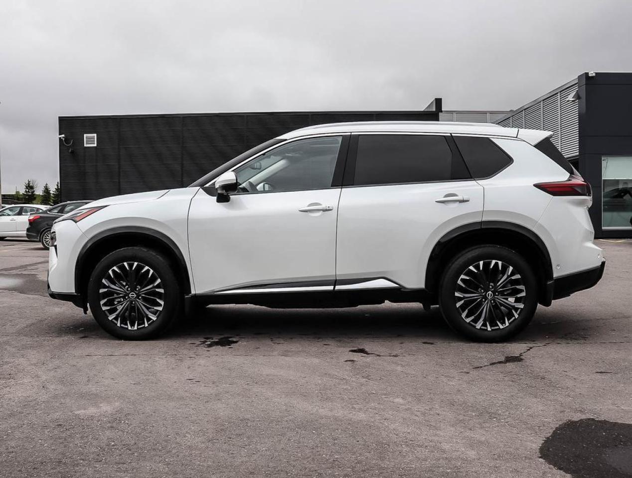 2024 Nissan Rogue Platinum  - Certified - HUD Photo