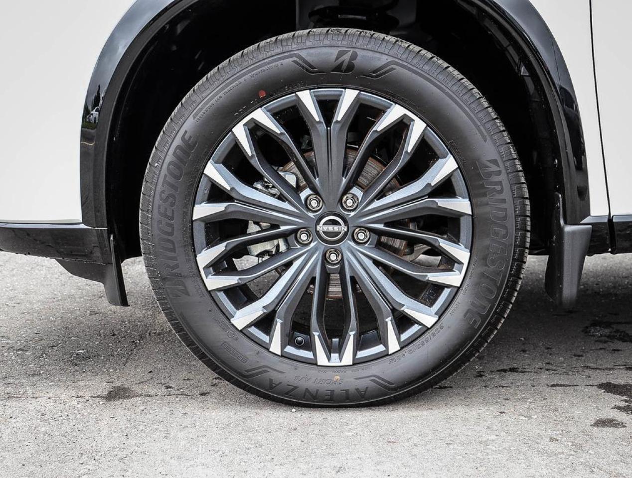 2024 Nissan Rogue Platinum  - Certified - HUD Photo