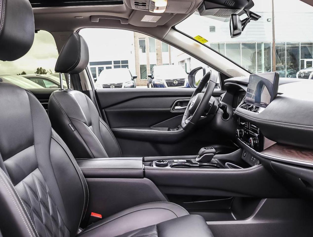 2024 Nissan Rogue Platinum  - Certified - HUD Photo