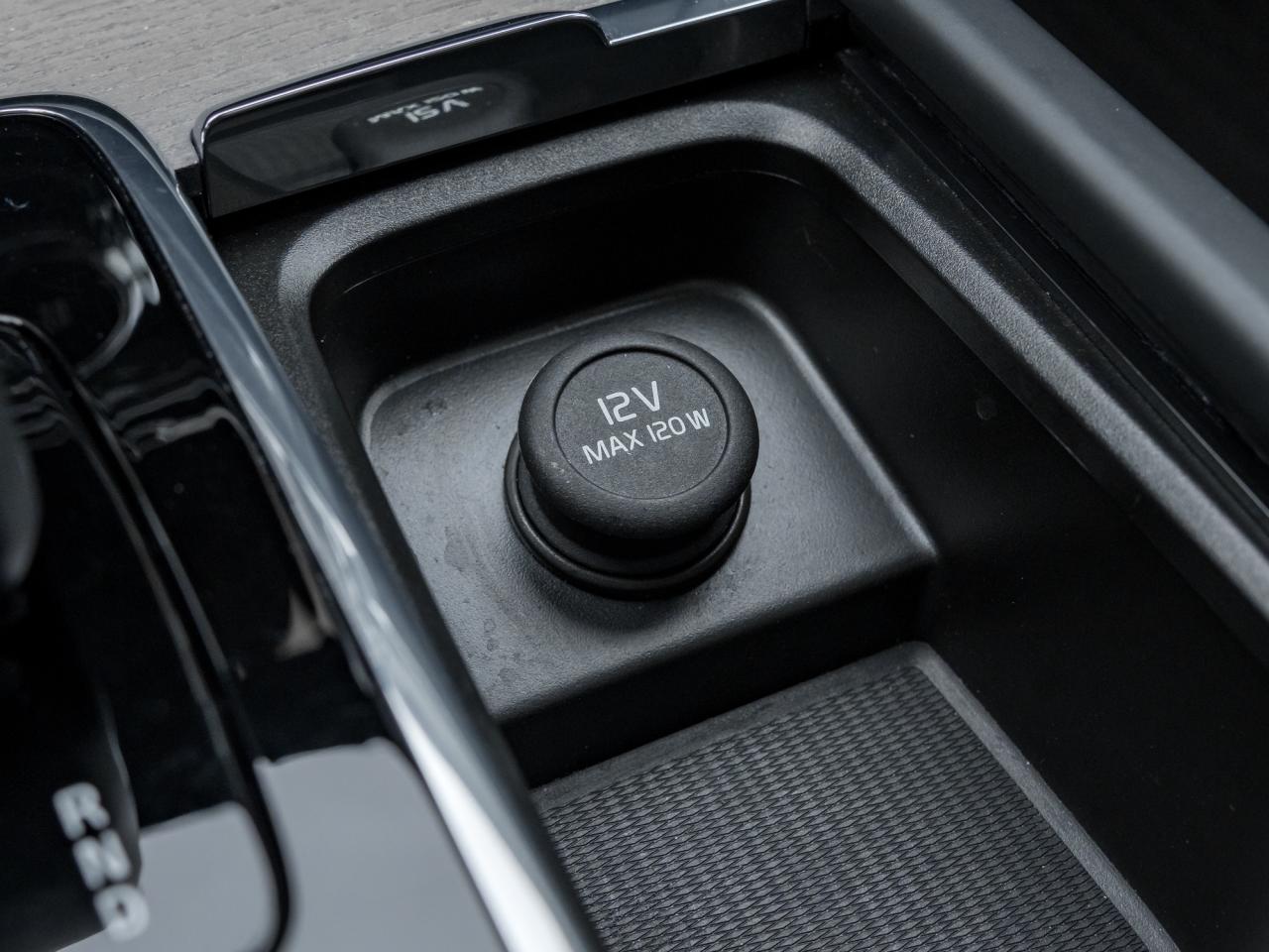 2025 Volvo V90 Cross Country B6 AWD Plus  19" ALLOY WHEELS  VOLVO CPO  S WAGON Photo