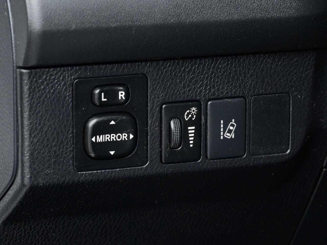 2017 Toyota RAV4 LE -NO Accidents-Backup Cam-Push to Start-Bluetoot Photo