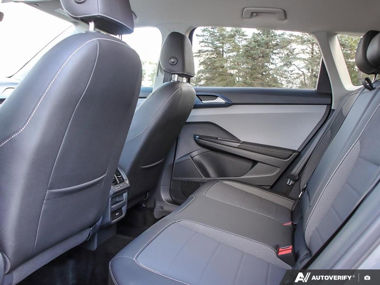 2024 Volkswagen Taos ComfortlineCERTIFIED! HTD SEATS, CARPLAY, KEYLESS Photo