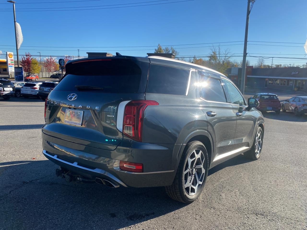 2022 Hyundai PALISADE Ultimate Calligraphy 7-Passenger AWD Photo4