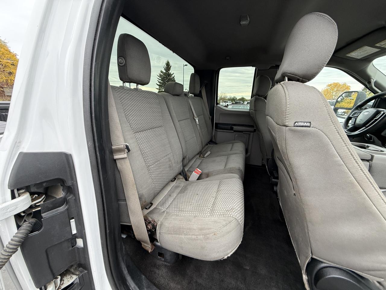 2017 Ford F-350 4WD SuperCab 164  XLT Photo