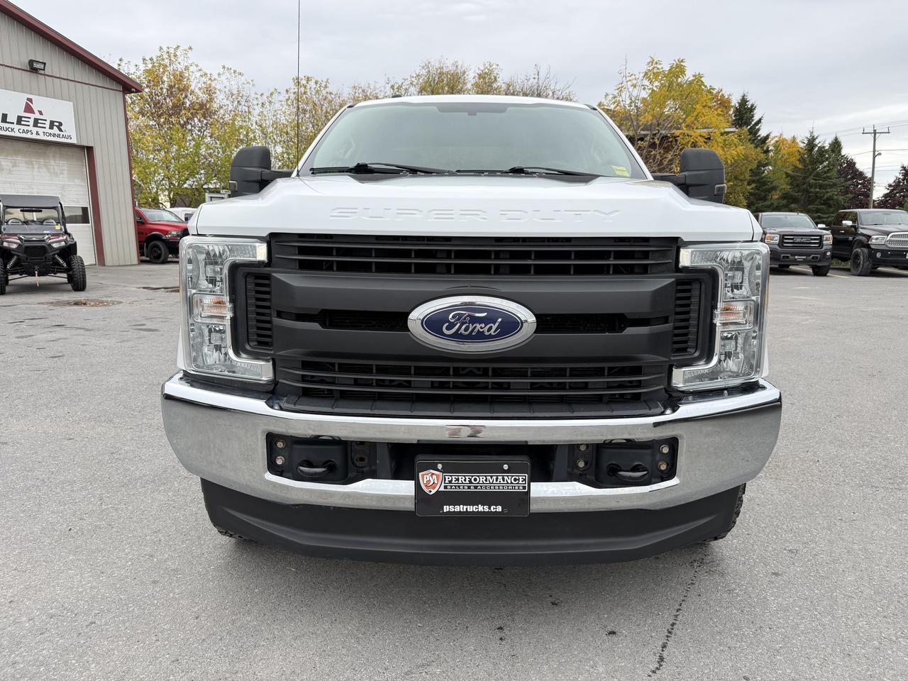 2017 Ford F-350 4WD SuperCab 164  XLT Photo