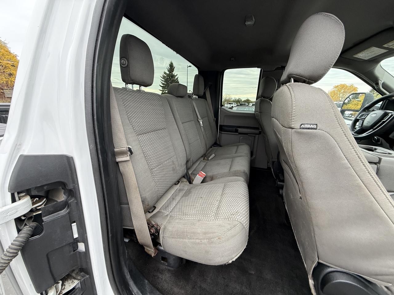 2017 Ford F-350 4WD SuperCab 164  XLT Photo