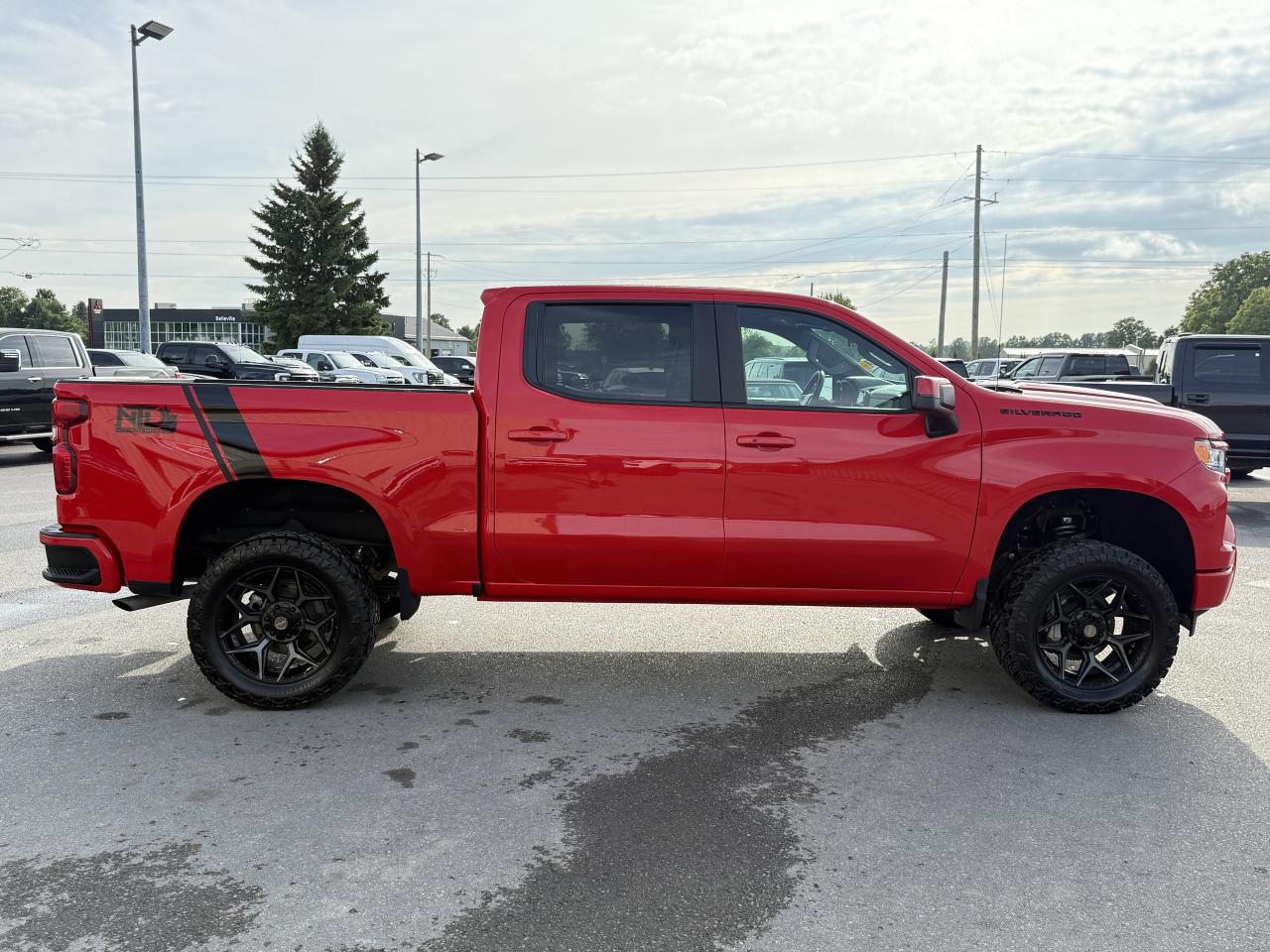 2025 Chevrolet Silverado 1500 LT BDS LIFT/WHEEL/TIRE/LEATHER PKG!! Photo