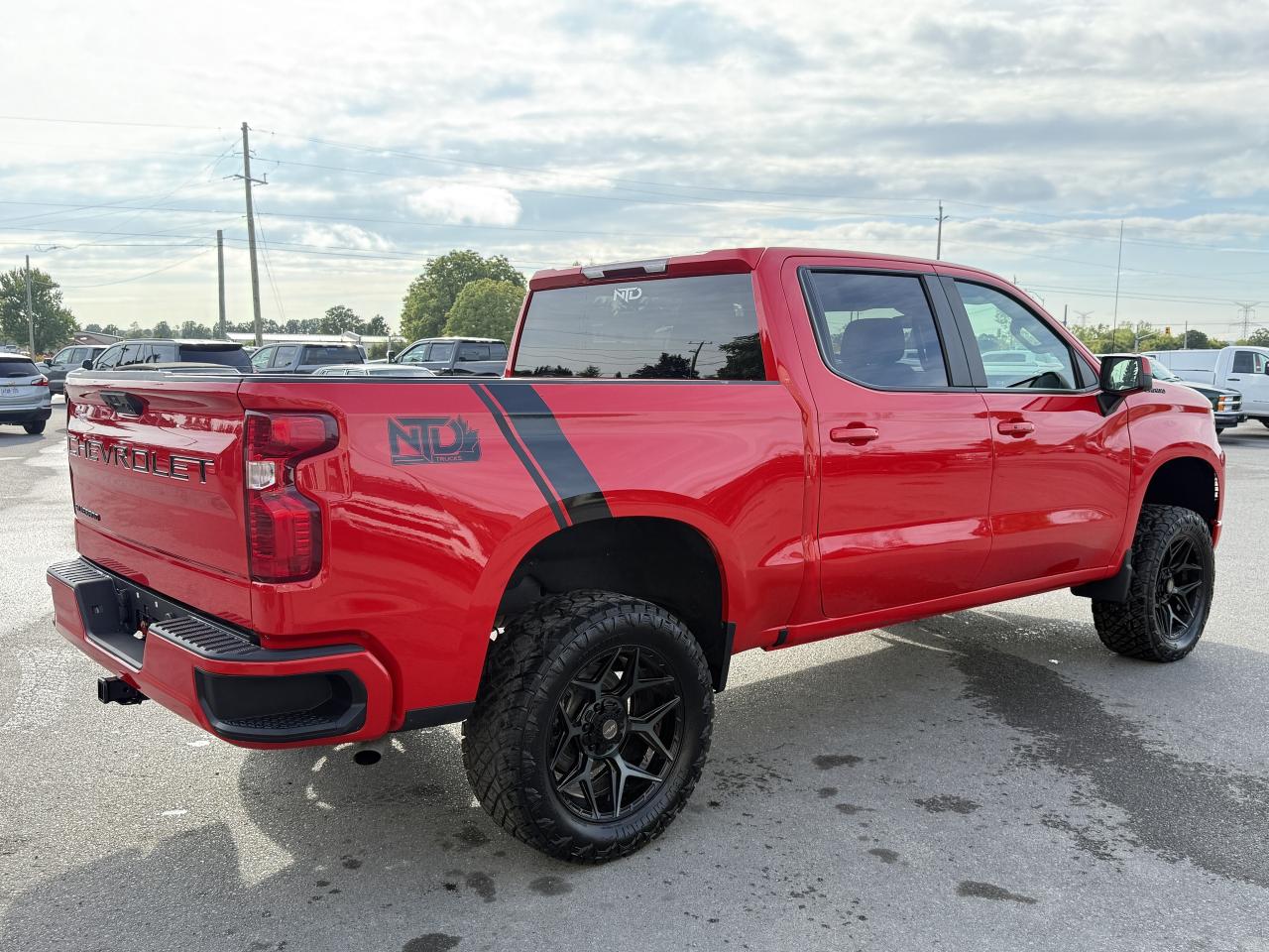 2025 Chevrolet Silverado 1500 LT BDS LIFT/WHEEL/TIRE/LEATHER PKG!! Photo