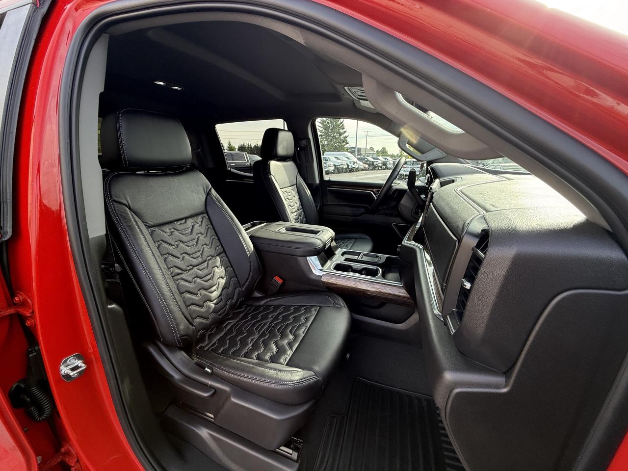 2025 Chevrolet Silverado 1500 LT BDS LIFT/WHEEL/TIRE/LEATHER PKG!! Photo