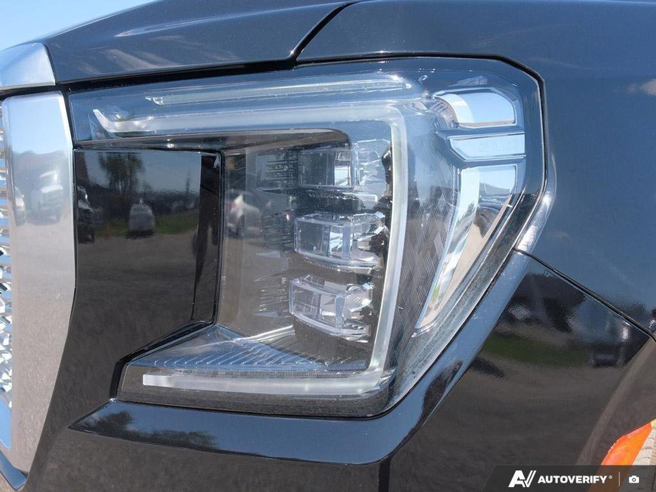 2021 GMC Yukon DenaliDENALI, 6.2L, NAV, ROOF, 1-OWNER, CERTIFIED! Photo