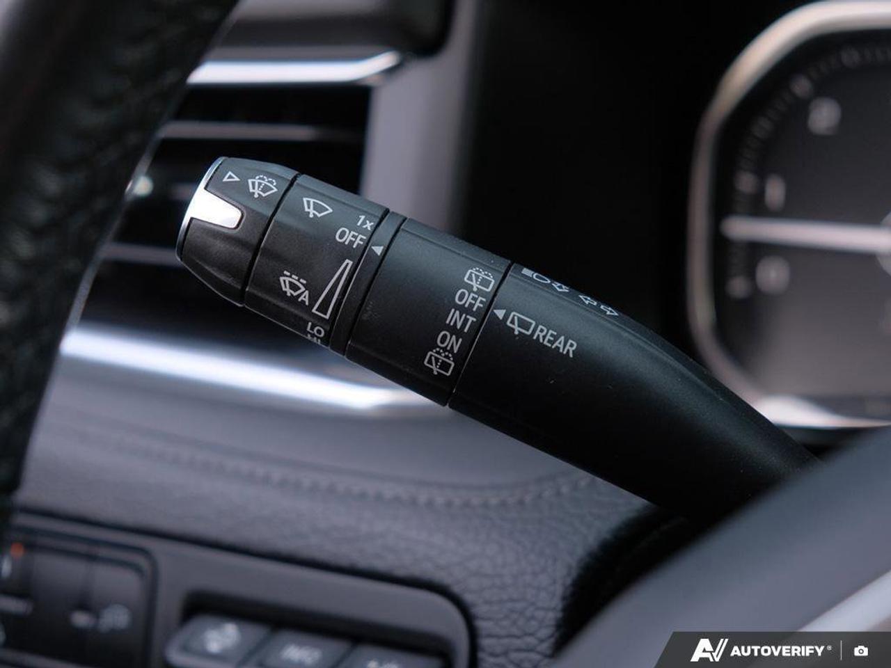 2021 GMC Yukon DenaliDENALI, 6.2L, NAV, ROOF, 1-OWNER, CERTIFIED! Photo