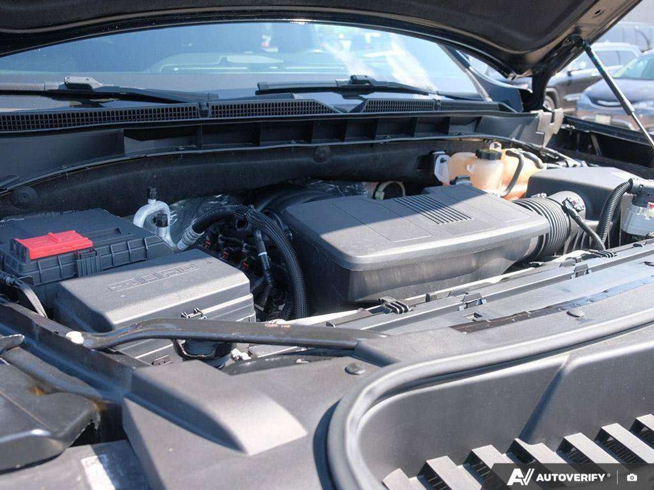2021 GMC Yukon DENALI, 6.2L, NAV, ROOF, 1-OWNER, CERTIFIED! Photo