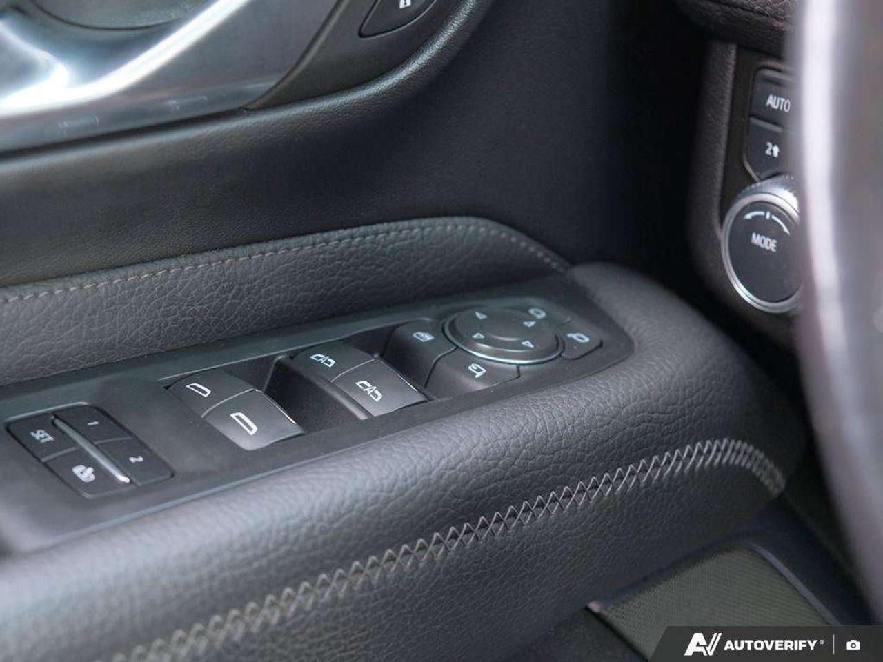 2021 GMC Yukon DENALI, 6.2L, NAV, ROOF, 1-OWNER, CERTIFIED! Photo