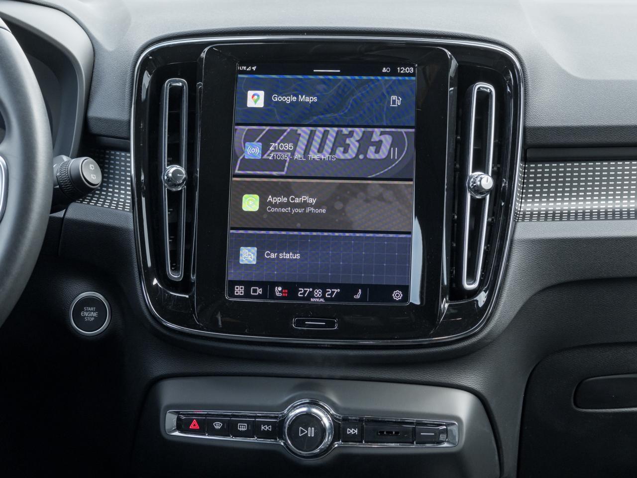 2025 Volvo XC40 B5 AWD PLUS  20" ALLOY WHEELS  CLIMATE PACK  CPO Photo